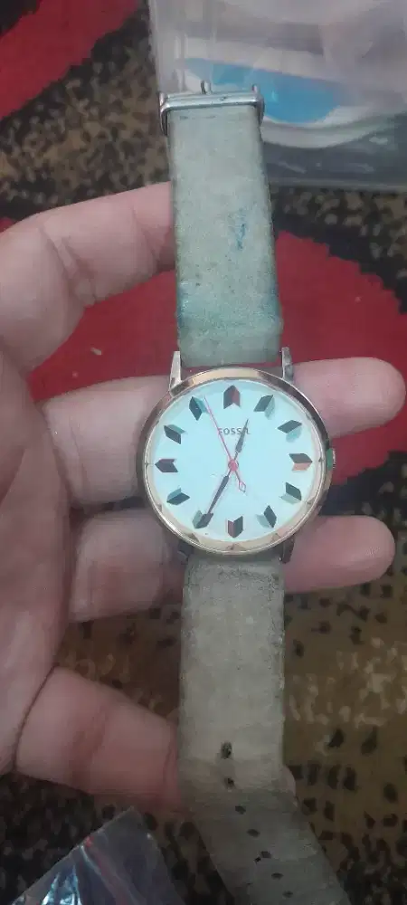 Jam tangan fossil dan AC wanita