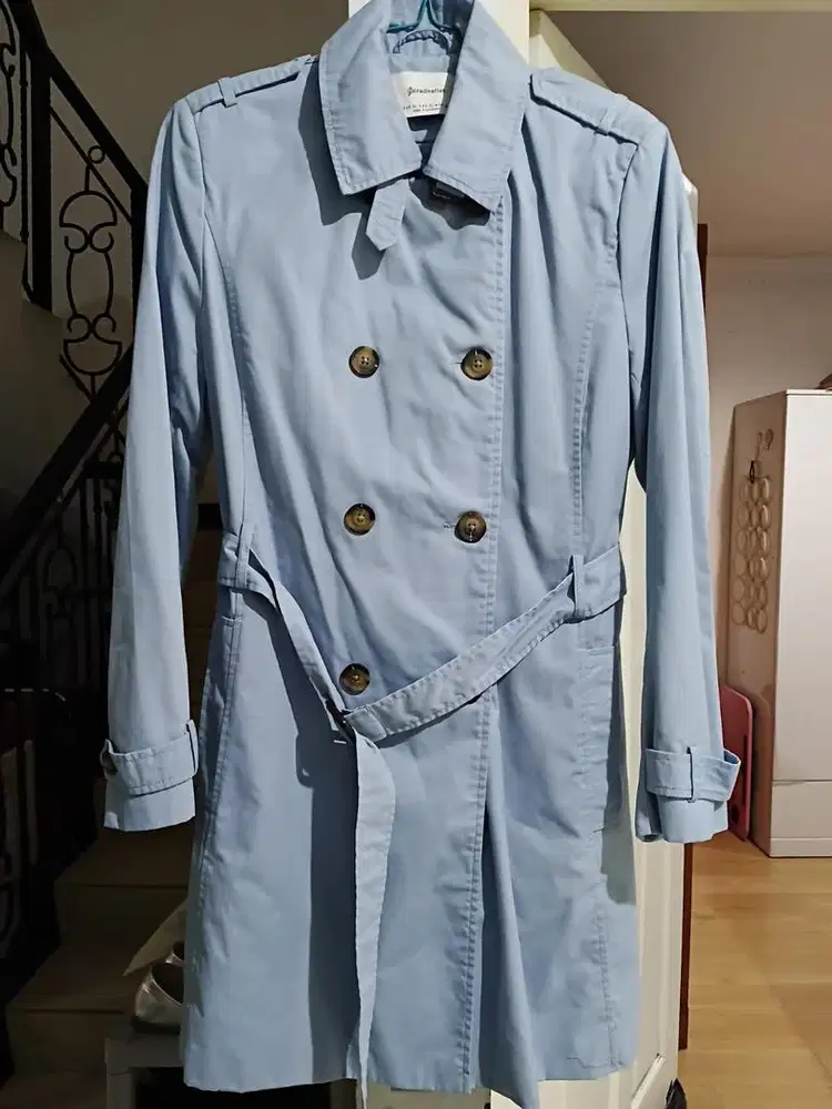 Trench coat stradivarius size XL masih baru
