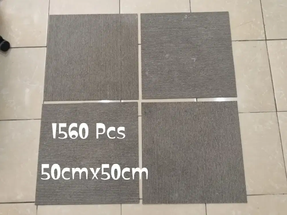 Karpet tile 50x50 cm