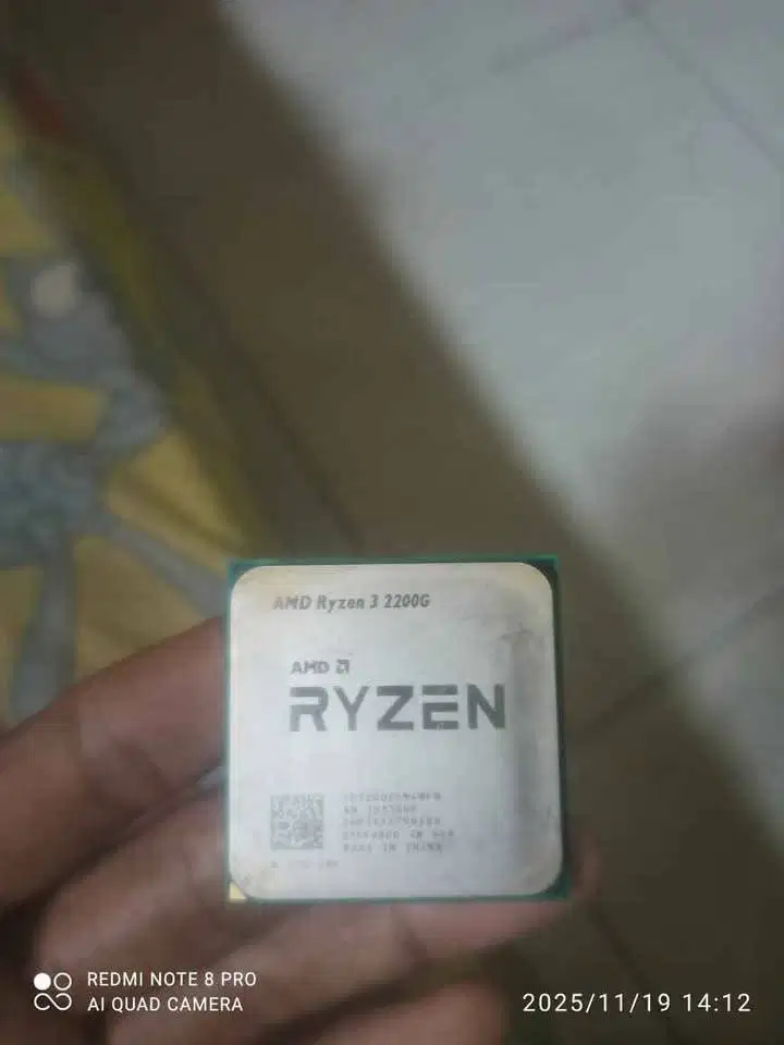 Prosesor Ryzen 3 2200G