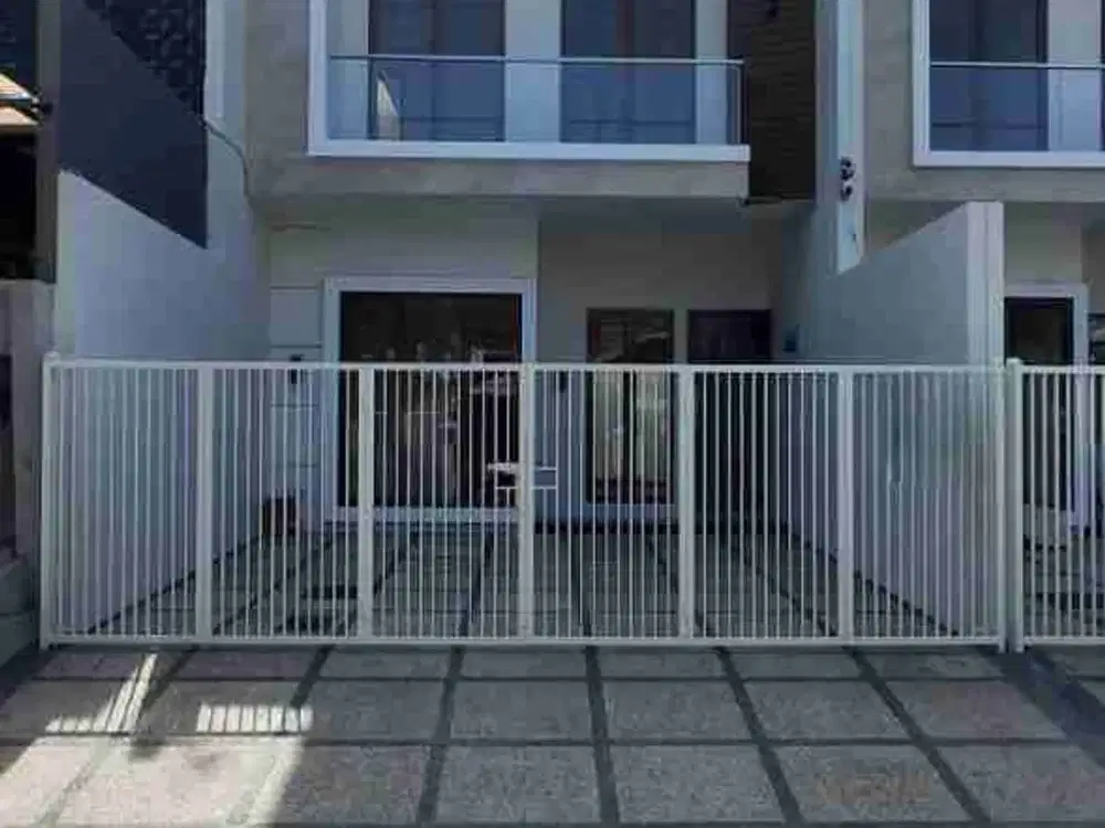 dijual rumah selangkah dari merr Surabaya timur