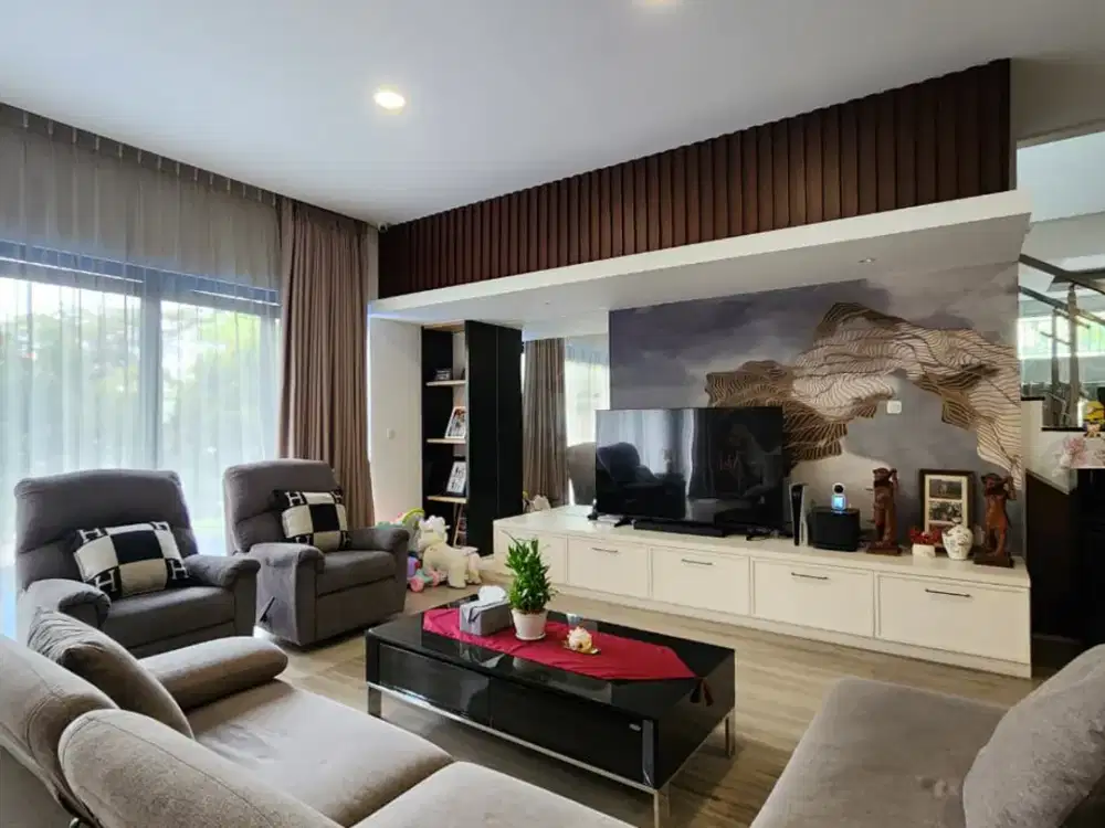 Dijual Rumah PIK Cluster BGM Furnished with pool 3Lt Uk 295m² at Jakarta Utara