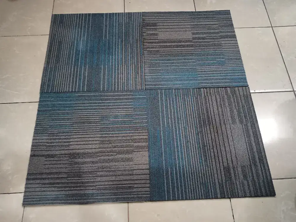 Karpet tile bekas berkwalitas