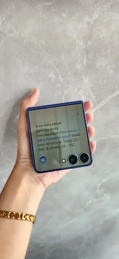 Samsung Zlip7 free galaxy FIT3