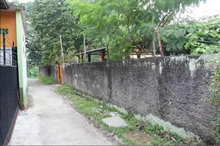 SEWA TANAH dan  BANGUNAN KECIL dengan