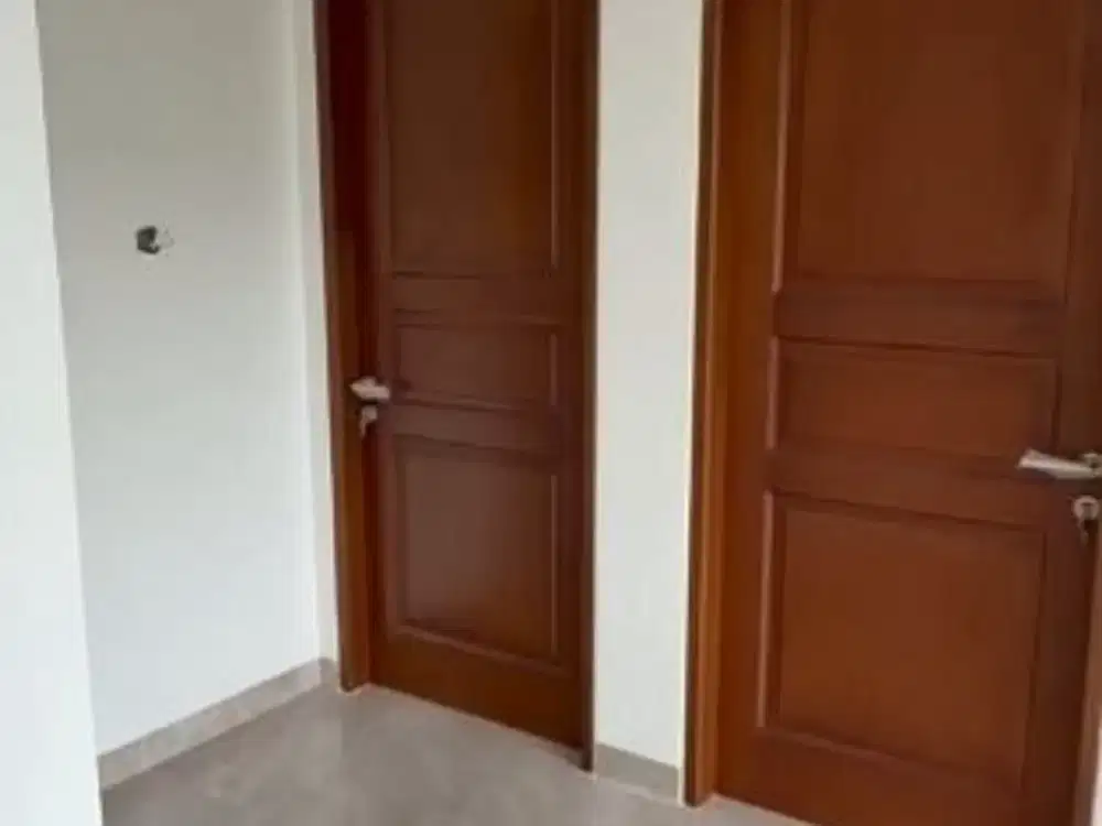 dijual rumah siap huni taman surya