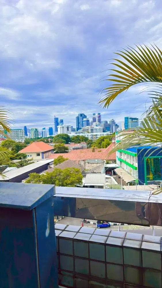 Pengasuh Anak menginap 2 tahun