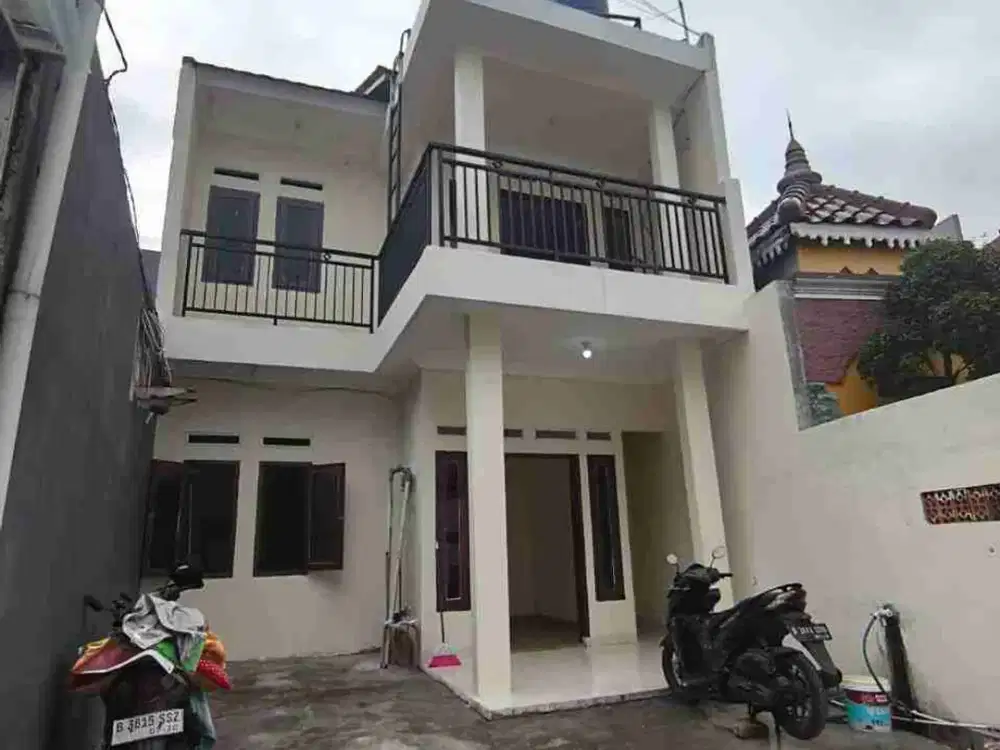 DISEWAKAN MURAH RUMAH 2 LANTAI DI SRENGSENG SAWAH JAGAKARSA JAKARTA SELATAN