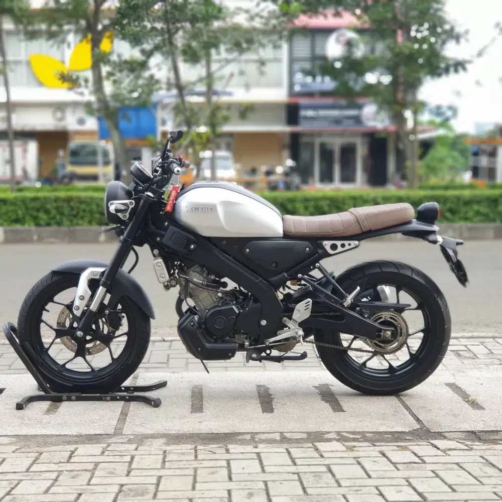 YAMAHA XSR 155 2022 SILVER KM LOW PAJAK PANJANG LIKE NEW
