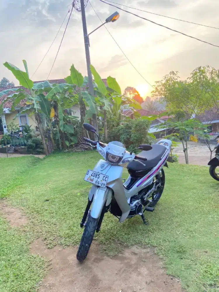 Yamaha F1Zr tahun 2001