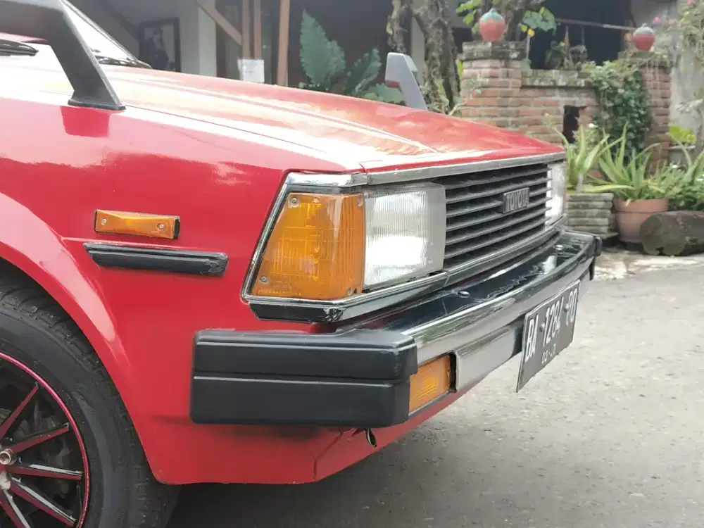 Corolla DX 1983 Merah Interior original Antik Padang