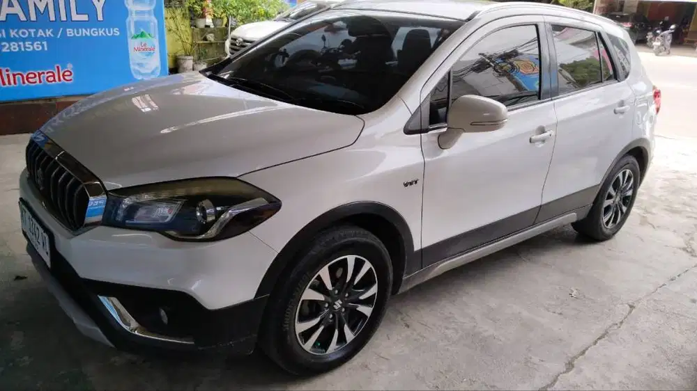 Dijual Suzuki SX4 Scross Matic 2019