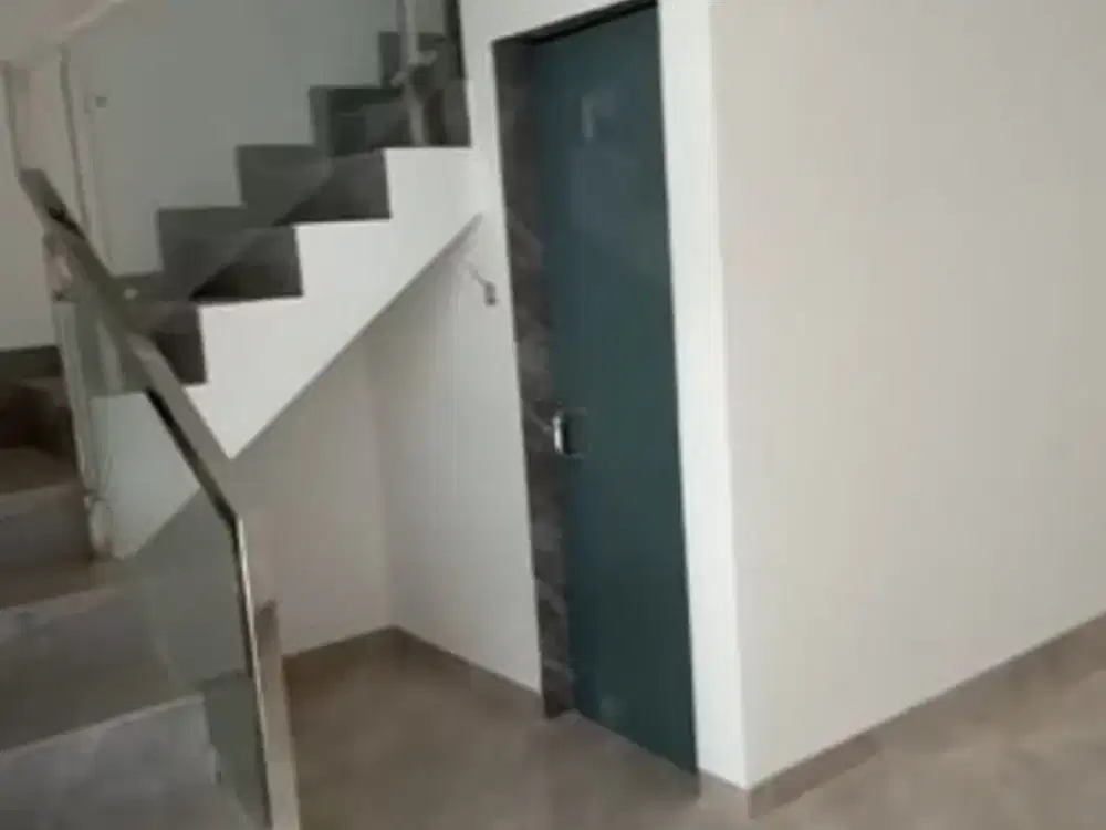 dijual rumah siap huni taman surya