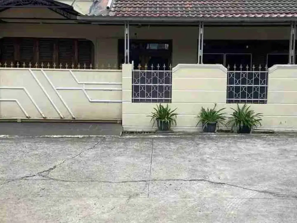 Di Jual Cepat Rumah di Jalan Kasuari Galaxy Bekasi