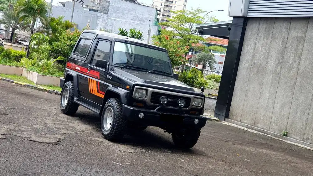 [ 4x4 ] Daihatsu Taft Rocky 4x4 Diesel Hitam NIK 1994 1995