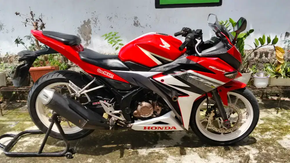 Di jual Honda CBR 2016