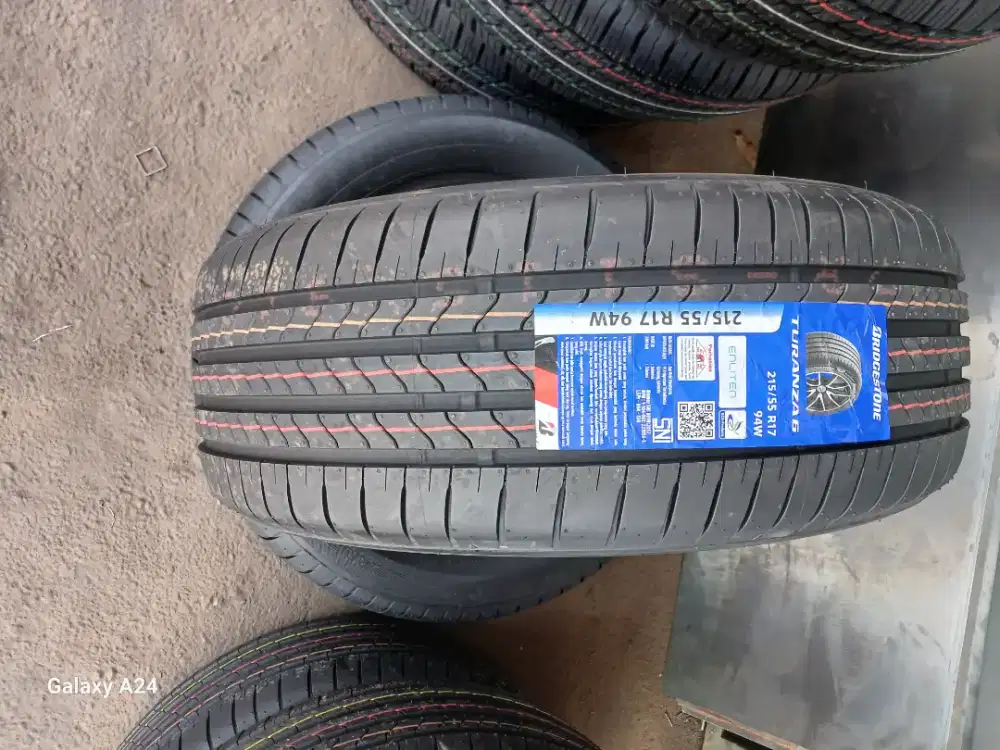 Bridgestone turanza 6 215/55 R17 brv wrv dll