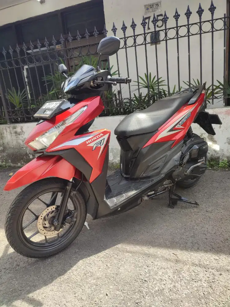 Honda Vario 125 Cbs Iss 2015 Mulus