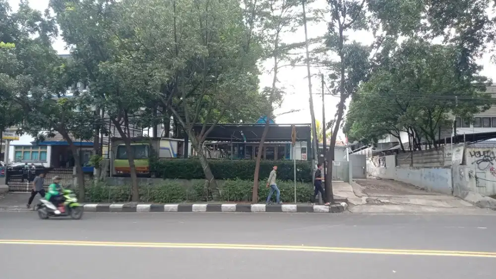 Tanah Komersial 1.120 m² PHH Mustofa Bandung – Pinggir Jalan Besar