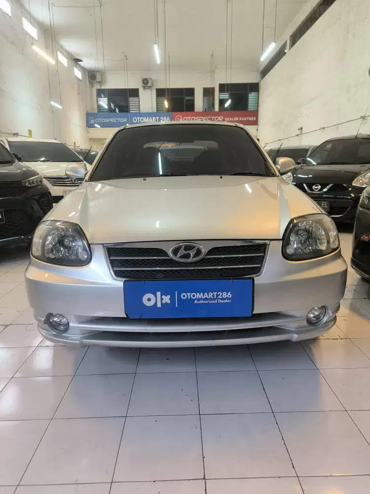 HYUNDAI 2012 AVEGA 1.5 M/T SILVER MURAH OTOMART 286 KENJERAN