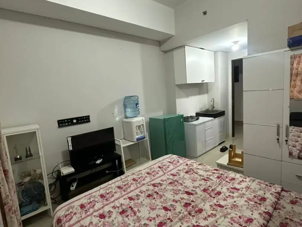 Dijual dan Disewakan Apartemen Tipe Studio Tower Sapphire, Full Furnished, Siap Huni, Terkoneksi Langsung Menuju Mall Transpark Bekasi Timur
