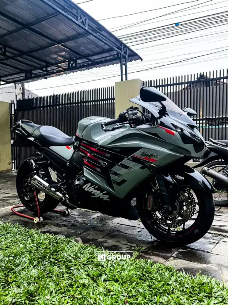 FOR SALE!! Kawasaki Ninja ZX-14R ABS KTRC 2013