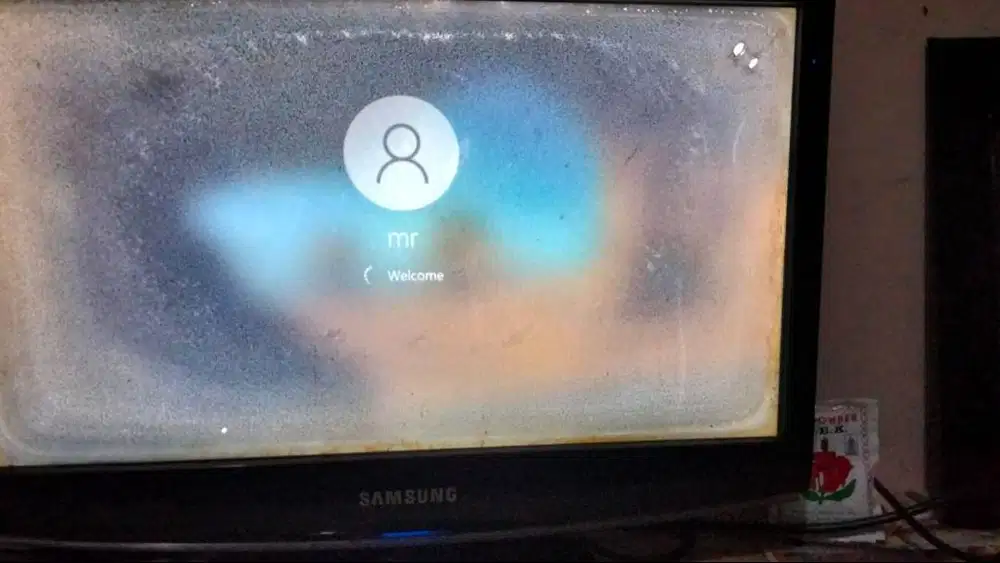 Monitor  PC Samsung 19inc, Dell 19 Inc dan Acer 16 Inc  Kondisi minus