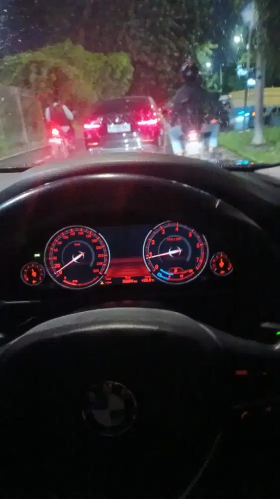 Saya Sedang mencari kerjaan supir pribadi Antar jemput anak sekolah