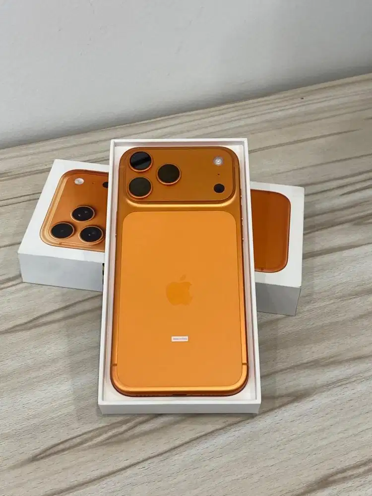 iPhone 17 Pro Orange 256GB - Cicilan Bunga 0%
