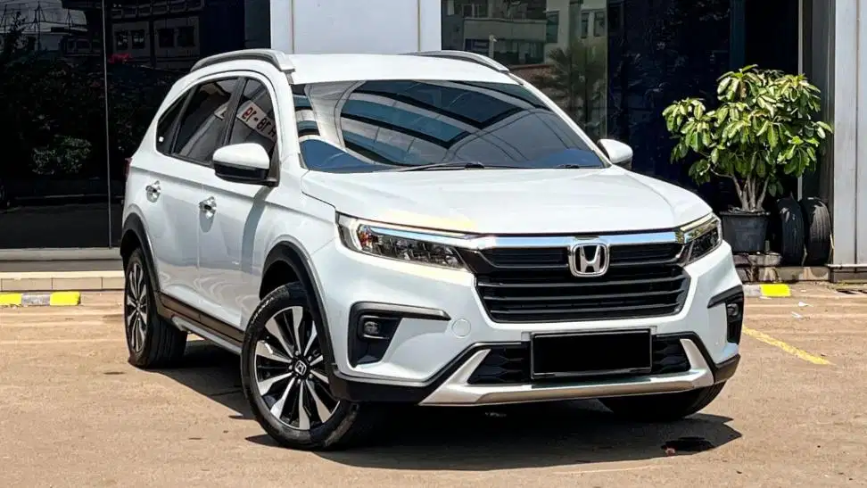 Pajak panjang Honda New BRV Prestige 1.5 Non sensing AT Putih 2022