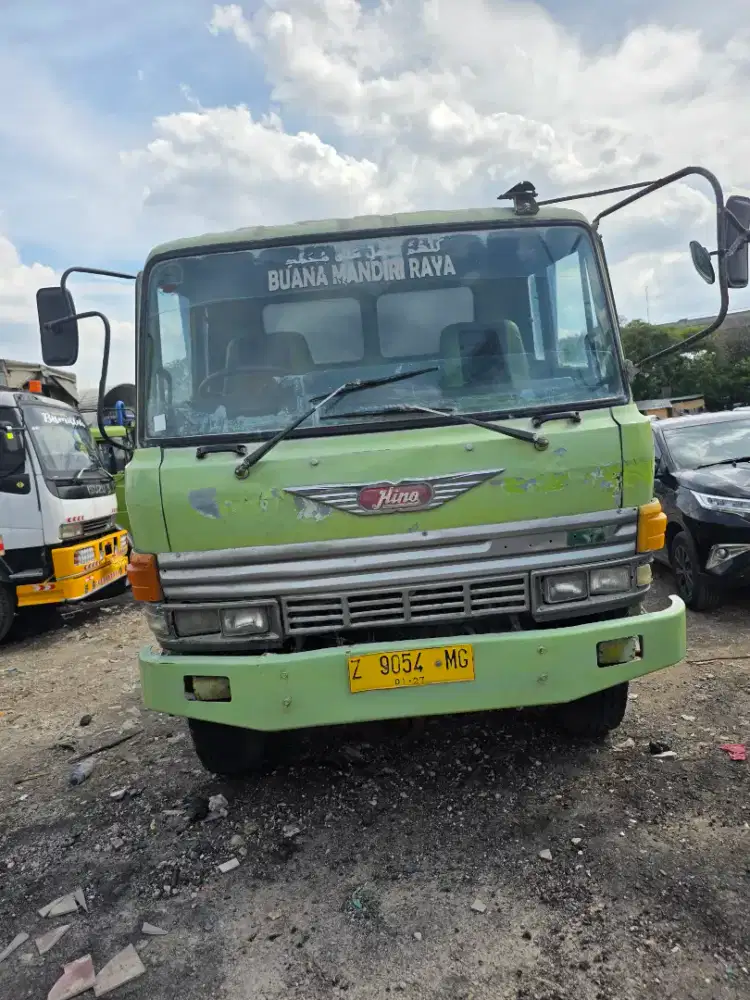 Hino rangers FF 173 NA LOAD BAK