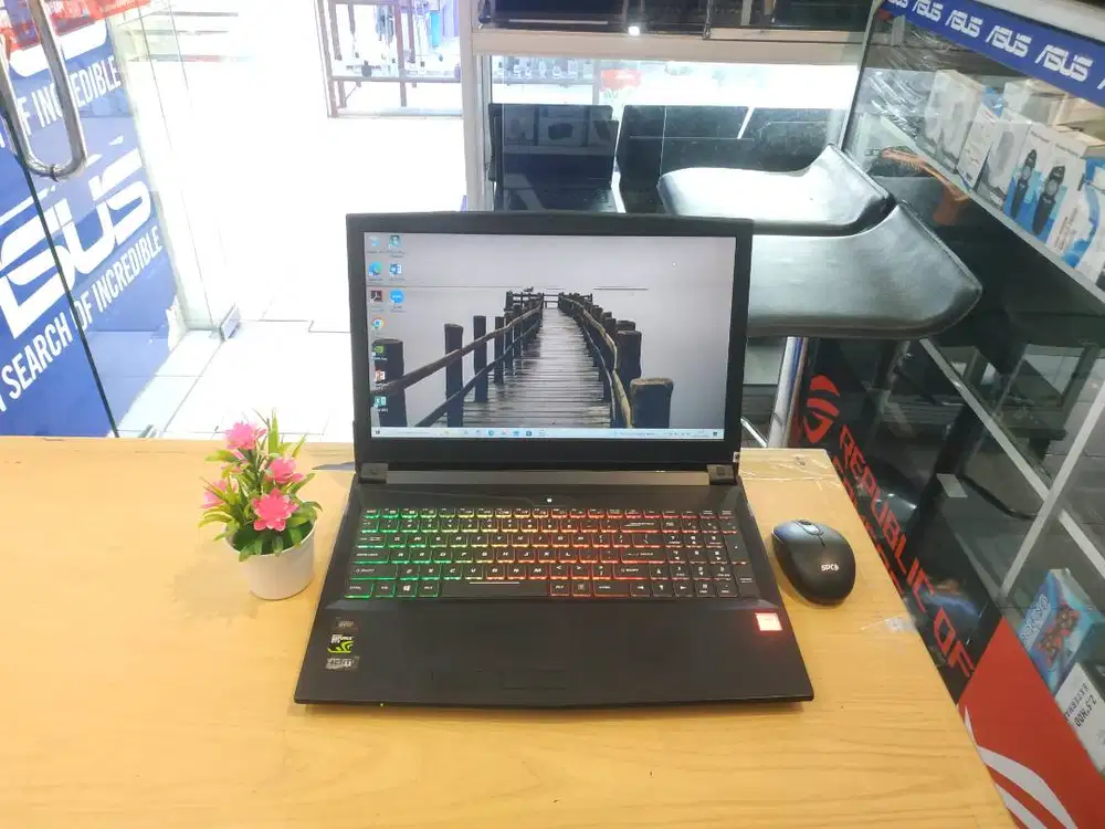 READY LAPTOP AFTERSHOCK NH850HJ1 CORE i7 RAM 16GB SSD 128GB NVIDIA