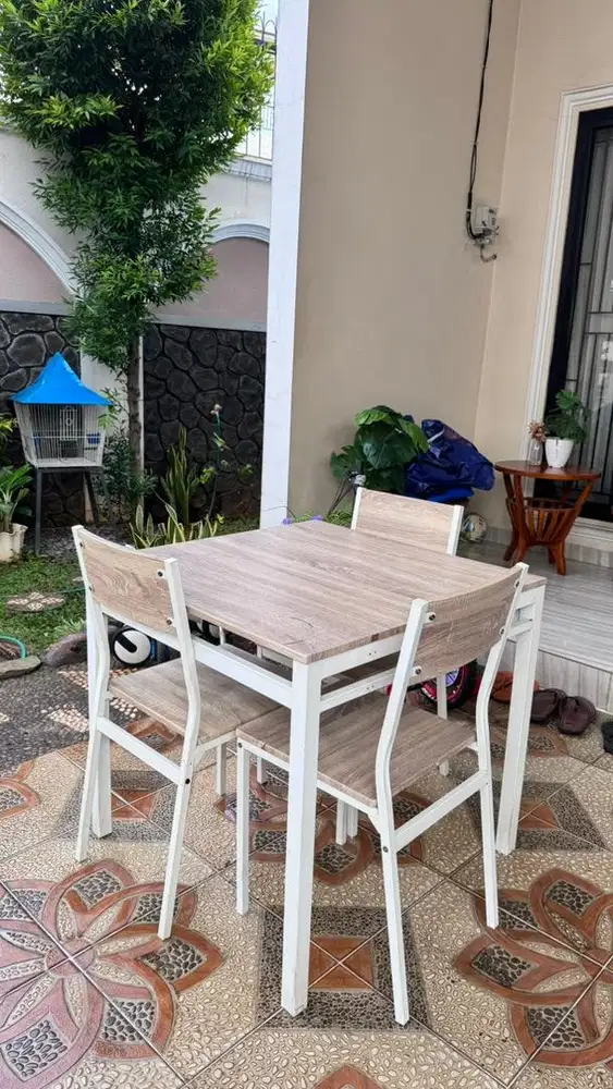 SET MEJA MAKAN KURSI MURAH
