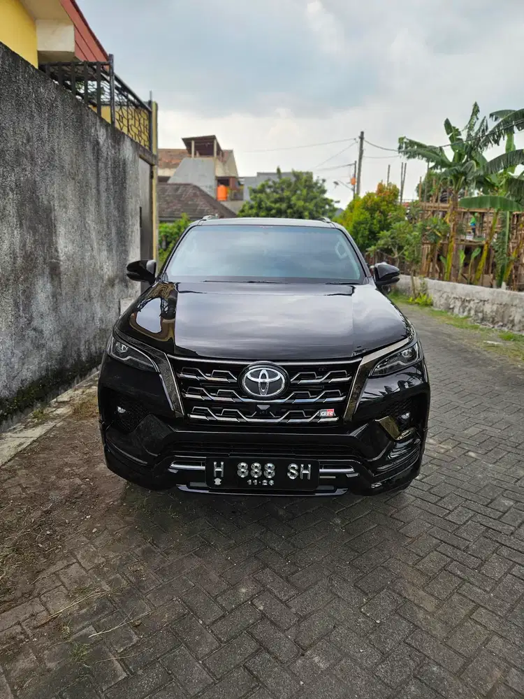 Toyota Fortuner GR 2021 Istimewa