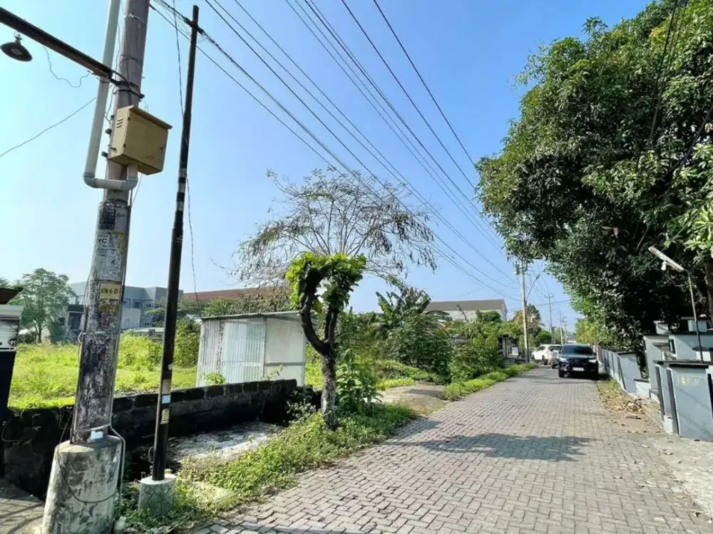 Tanah SHM Pekarangan Cantik Istimewa dekat UNY