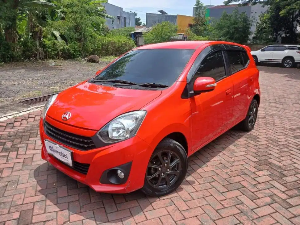 DP MURAH Daihatsu Ayla 1.0 X Bensin-MT-2023 MERAH wWU