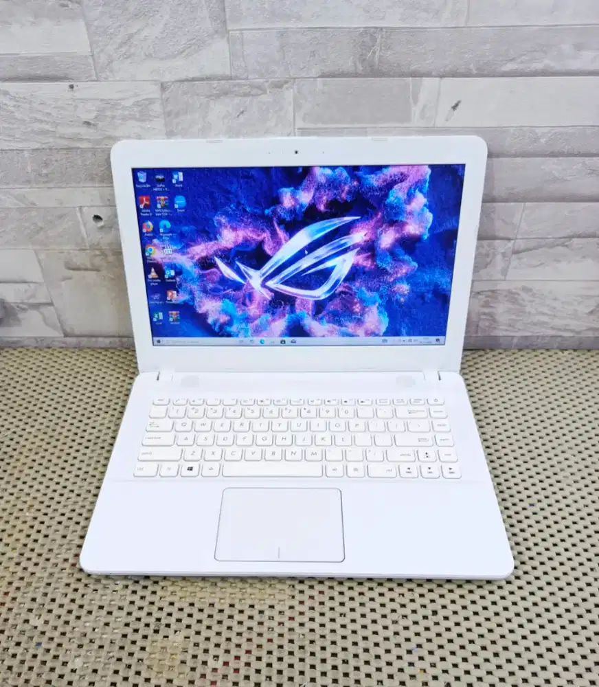 Laptop asus buat sekolah kuliah