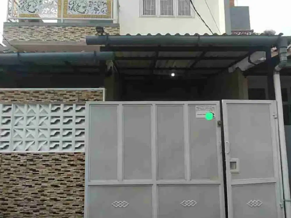 Dijual rumah di Perumahan Wisma Palem Cibubur jaktim