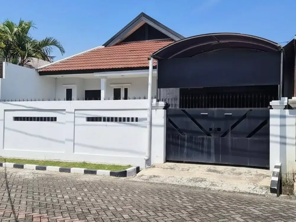 RUMAH MANYAR KARTIKA SEMI FURNISH, ONE GATE, ROW 3 MOBIL
