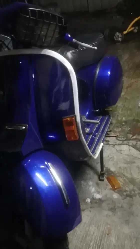 Vespa PS. 150 mesin halus body mulus tinggal gas gk malu2in