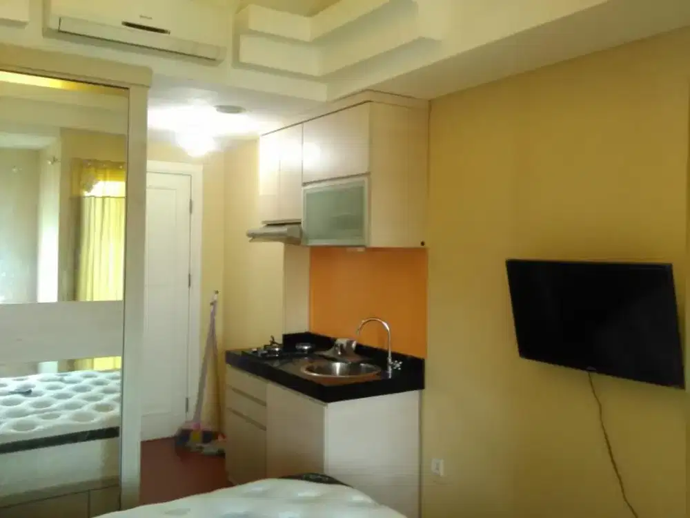ready unit apartemen green lake sunter,studio furnished siap huni,luas 20,AC dan waterheater