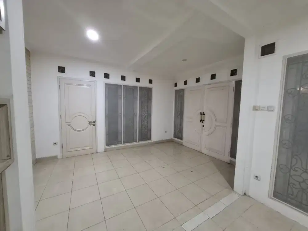 Dijual Rumah Camar Sektor 3 Bagus Bintaro