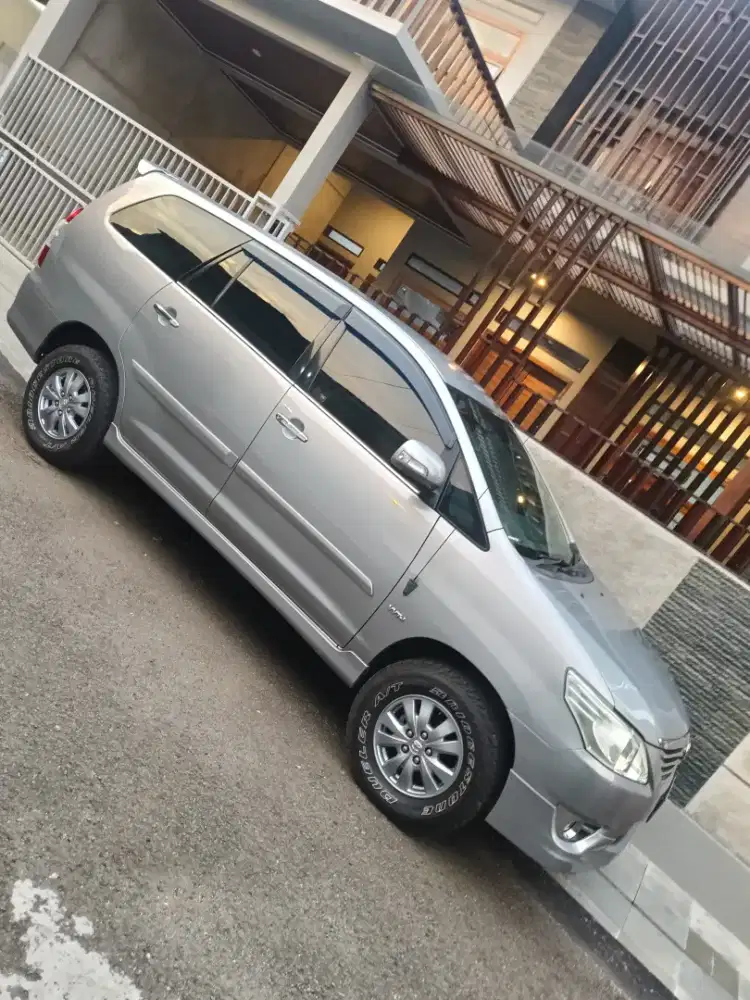 innova 2010 tipe v luxury