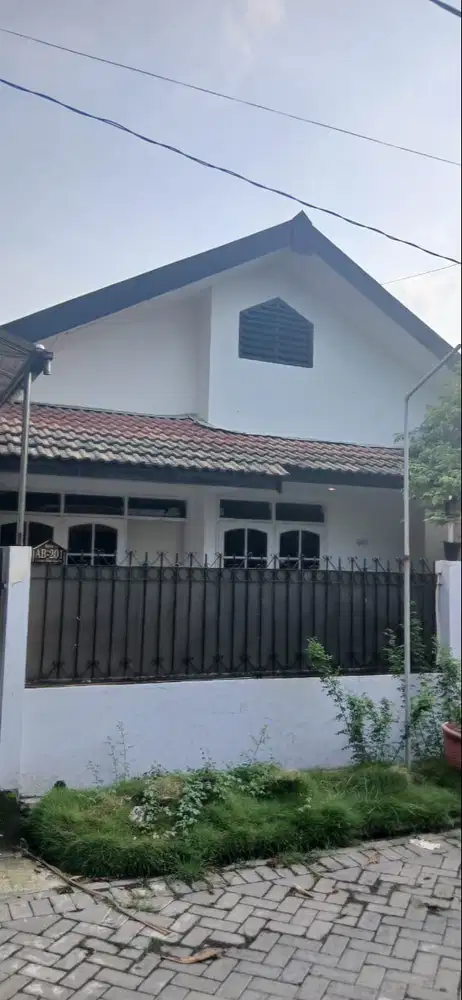Rumah klampis semolo disewakan termurah TP (087773361985)
