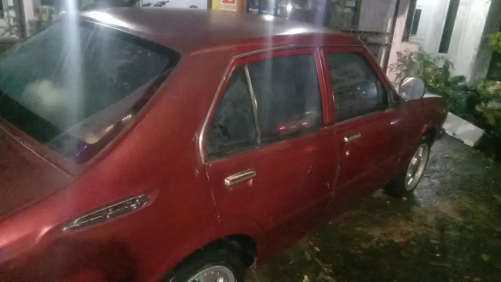 Toyota Corolla 1977 Bensin