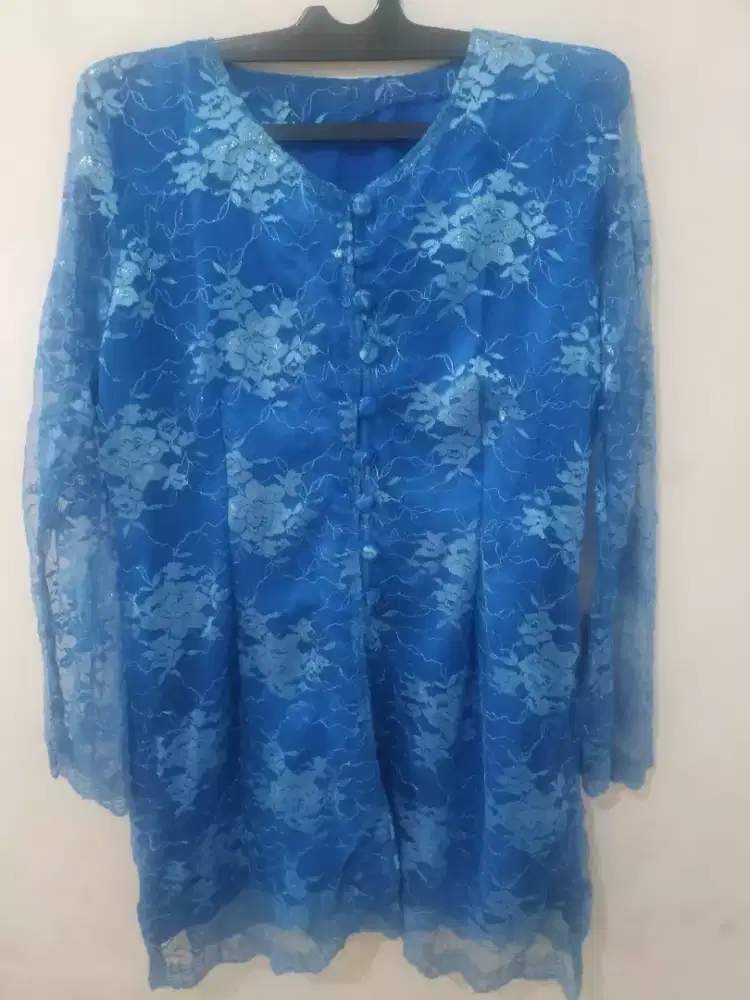 Kebaya warna biru tua ukuran L