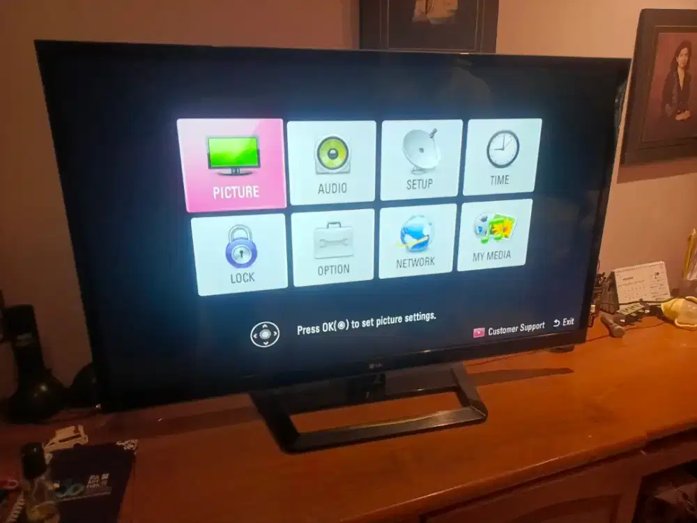 TV LG 47 INC type 47LS4600