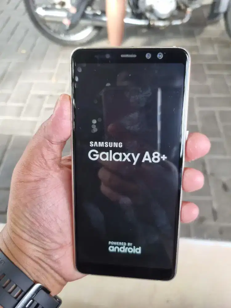 Samsung A8 plus

Ram 6/64gb

Hp&Chasan

Minus pemakaian