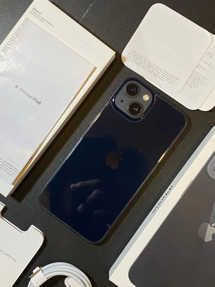 iPhone 13 Midnight 128GB iBox, Mulus No minus, Lengkap Full set, NEGO