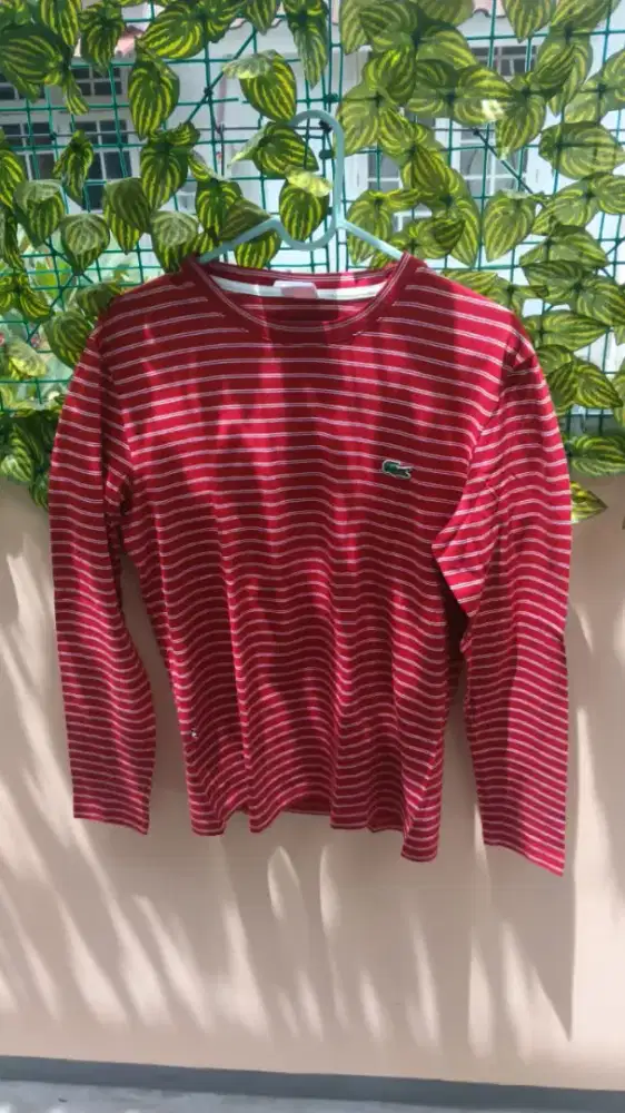 Kaos branded 100% asli (preloved)